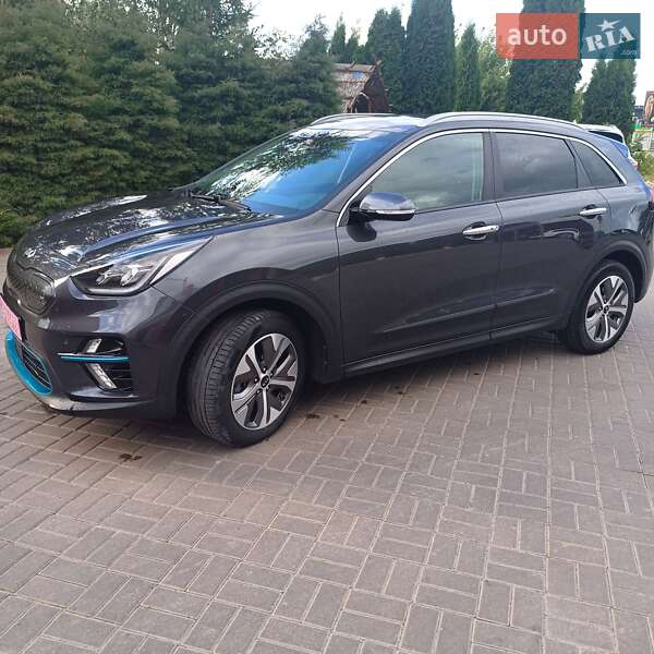 Внедорожник / Кроссовер Kia Niro 2020 в Дубно