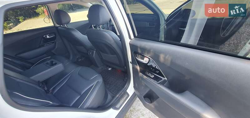 Внедорожник / Кроссовер Kia Niro 2019 в Днепре