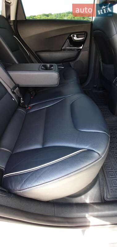 Внедорожник / Кроссовер Kia Niro 2019 в Днепре