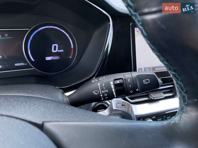 Внедорожник / Кроссовер Kia Niro 2022 в Львове