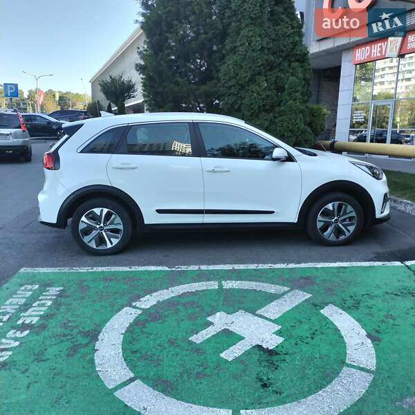 Позашляховик / Кросовер Kia Niro 2021 в Дніпрі фото 5 Позашляховик / Кросовер Kia Niro 2021 в Дніпрі