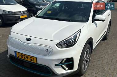 Внедорожник / Кроссовер Kia Niro 2020 в Снятине