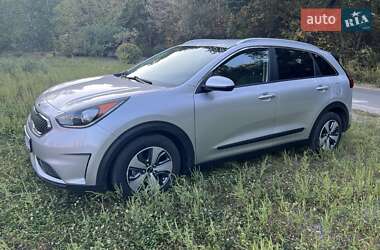 Позашляховик / Кросовер Kia Niro 2018 в Києві