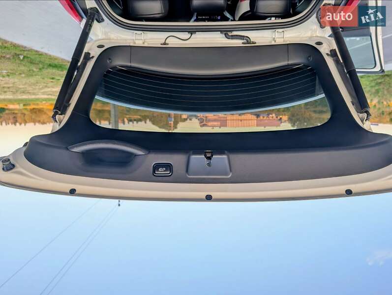 Внедорожник / Кроссовер Kia Niro 2023 в Ровно