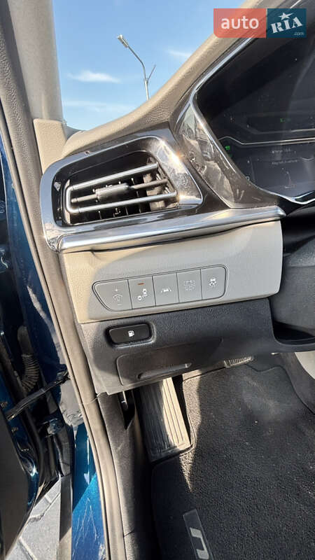 Позашляховик / Кросовер Kia Niro 2021 в Львові