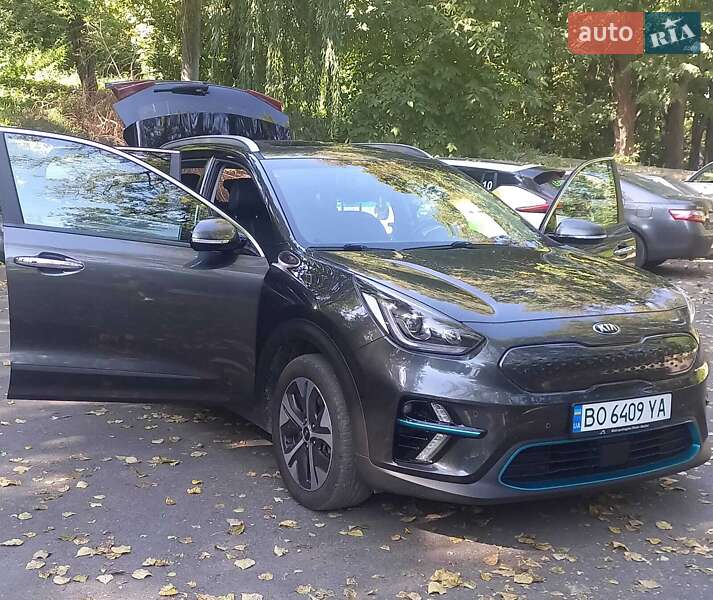 Позашляховик / Кросовер Kia Niro 2020 в Тернополі