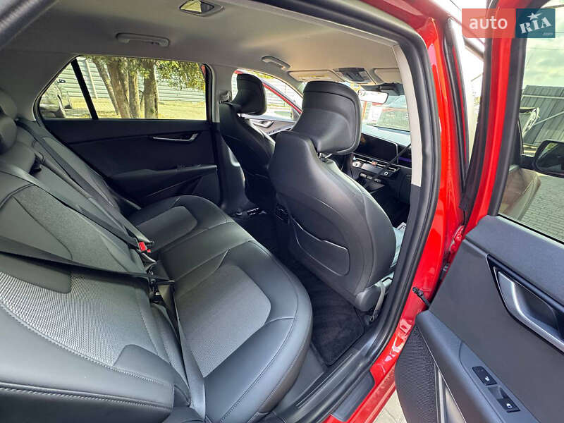 Внедорожник / Кроссовер Kia Niro 2022 в Луцке