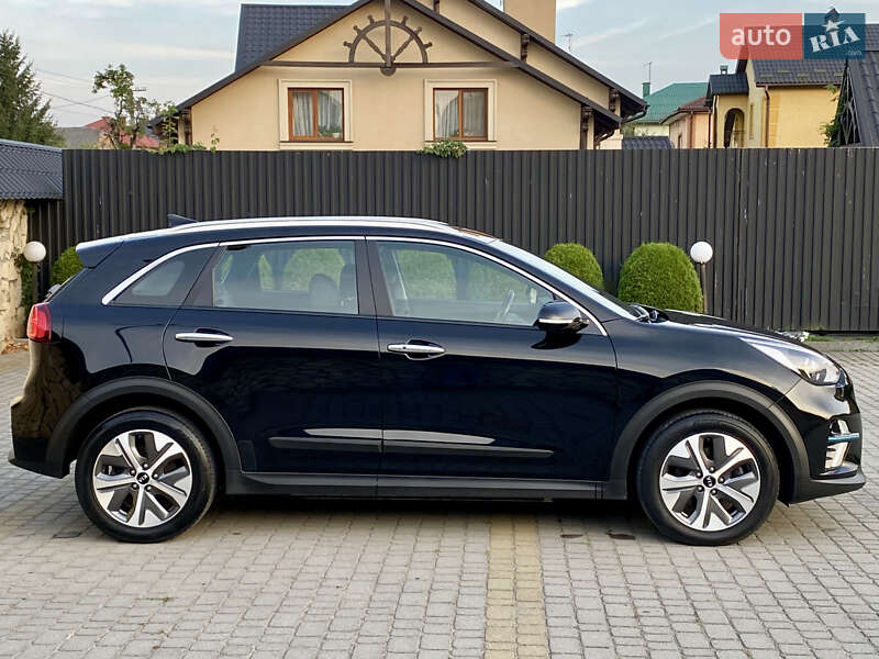 Позашляховик / Кросовер Kia Niro 2021 в Львові