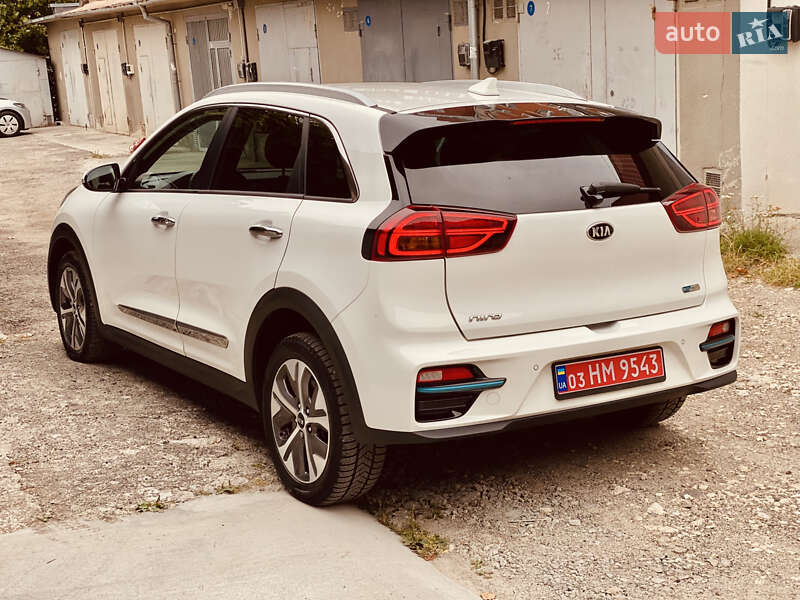 Позашляховик / Кросовер Kia Niro 2020 в Тернополі