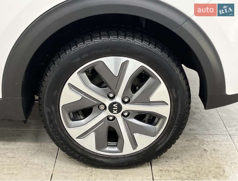 Позашляховик / Кросовер Kia Niro 2020 в Тернополі