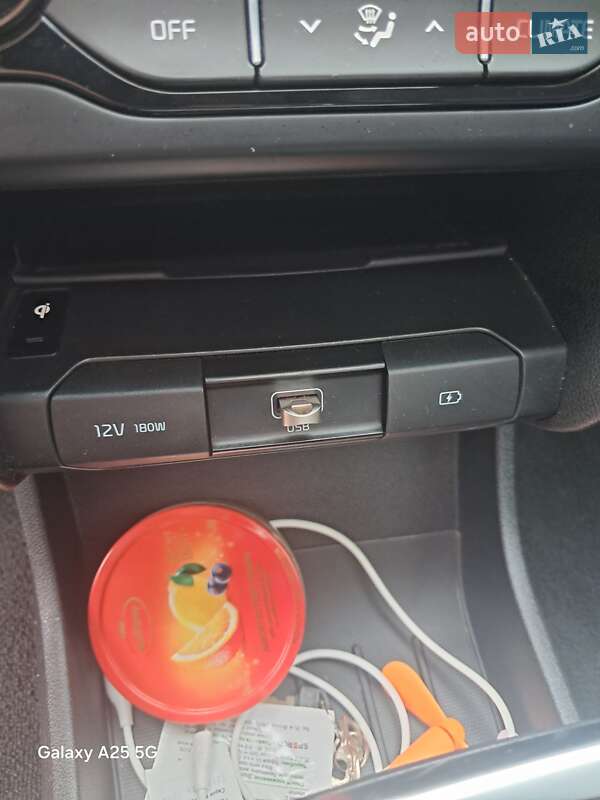 Внедорожник / Кроссовер Kia Niro 2020 в Львове фото 11 Внедорожник / Кроссовер Kia Niro 2020 в Львове