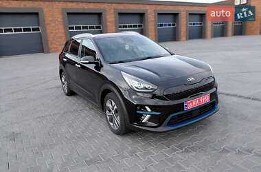 Позашляховик / Кросовер Kia Niro 2019 в Чернівцях