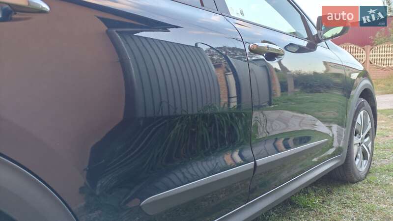 Внедорожник / Кроссовер Kia Niro 2019 в Нежине