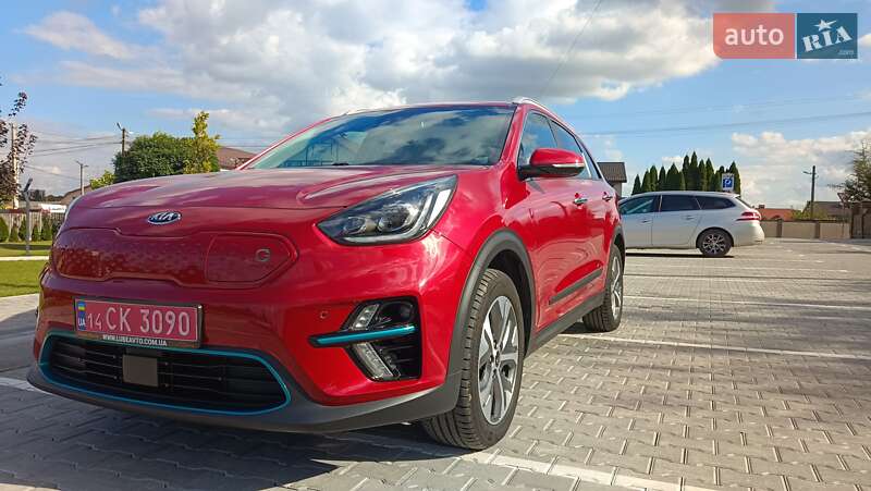 Позашляховик / Кросовер Kia Niro 2020 в Львові