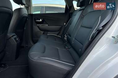 Внедорожник / Кроссовер Kia Niro 2020 в 