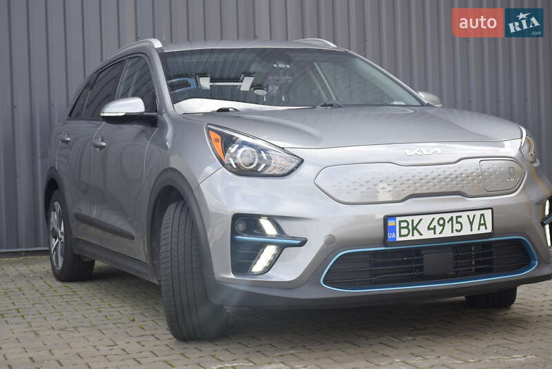 Внедорожник / Кроссовер Kia Niro 2022 в Ровно