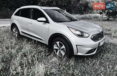 Внедорожник / Кроссовер Kia Niro 2018 в Киеве
