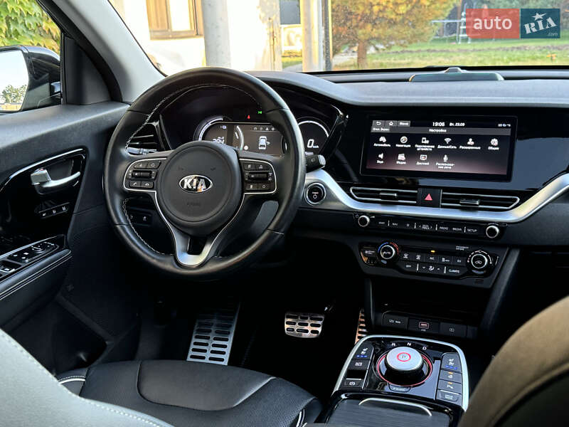 Позашляховик / Кросовер Kia Niro 2020 в Києві фото 69 Позашляховик / Кросовер Kia Niro 2020 в Києві