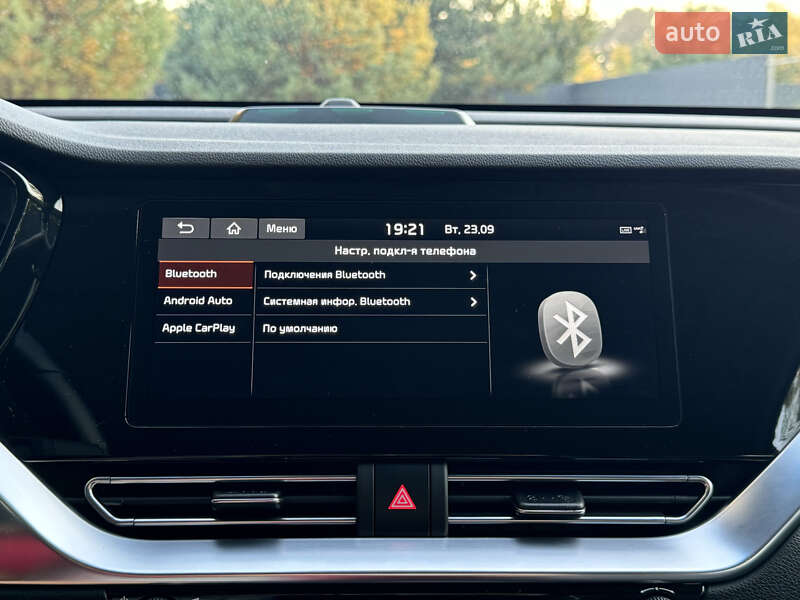 Позашляховик / Кросовер Kia Niro 2020 в Києві фото 89 Позашляховик / Кросовер Kia Niro 2020 в Києві