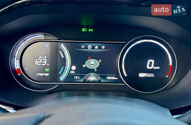 Внедорожник / Кроссовер Kia Niro 2020 в 