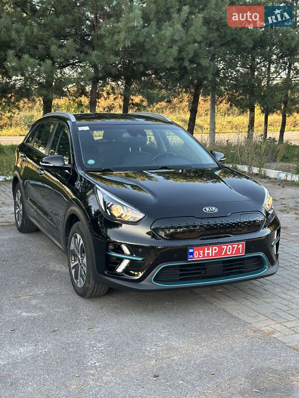Внедорожник / Кроссовер Kia Niro 2020 в Золочеве фото 6 Внедорожник / Кроссовер Kia Niro 2020 в Золочеве