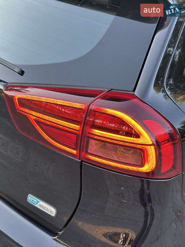 Внедорожник / Кроссовер Kia Niro 2020 в Золочеве фото 30 Внедорожник / Кроссовер Kia Niro 2020 в Золочеве