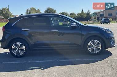 Внедорожник / Кроссовер Kia Niro 2021 в 