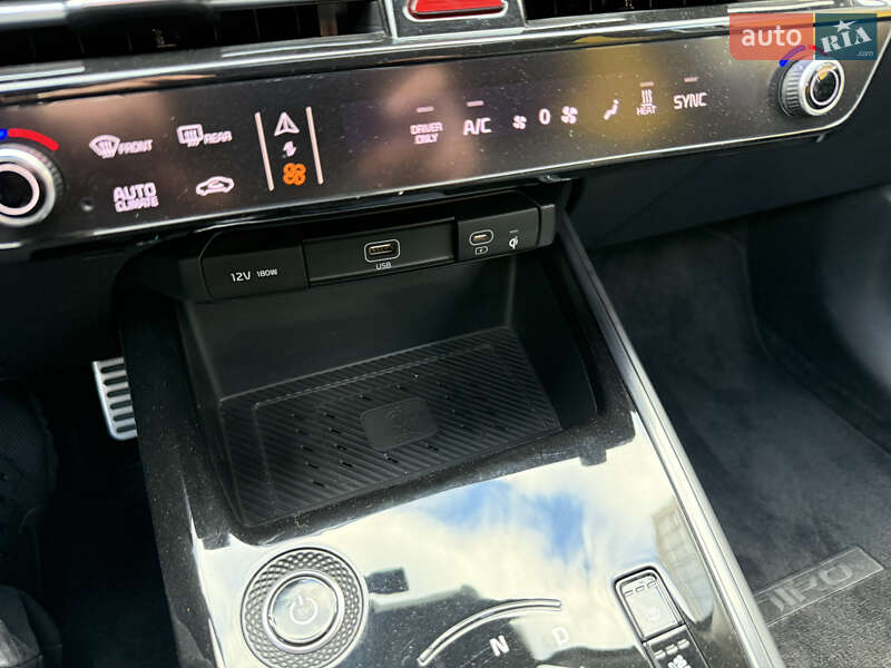 Позашляховик / Кросовер Kia Niro 2022 в Умані