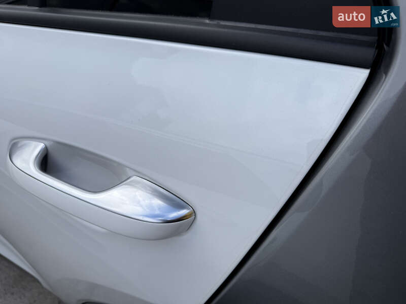 Позашляховик / Кросовер Kia Niro 2022 в Умані