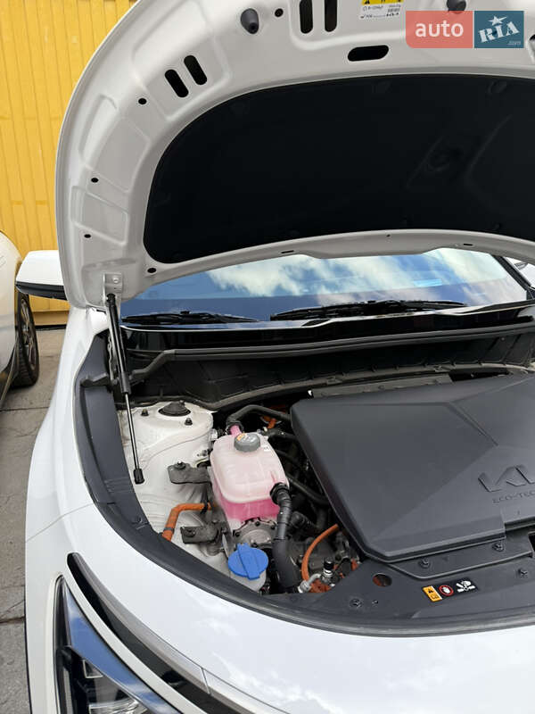 Позашляховик / Кросовер Kia Niro 2022 в Умані