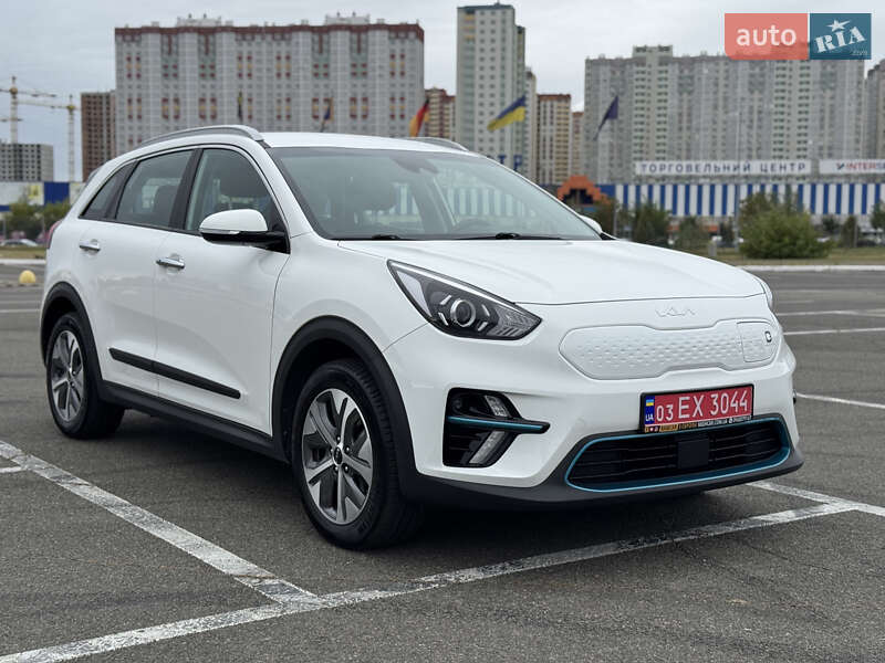 Внедорожник / Кроссовер Kia Niro 2022 в 