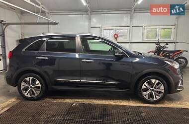 Внедорожник / Кроссовер Kia Niro 2020 в 