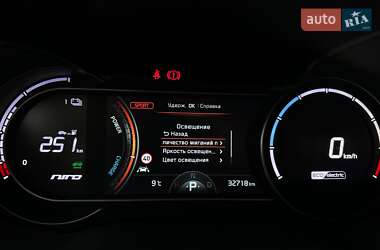 Внедорожник / Кроссовер Kia Niro 2020 в 