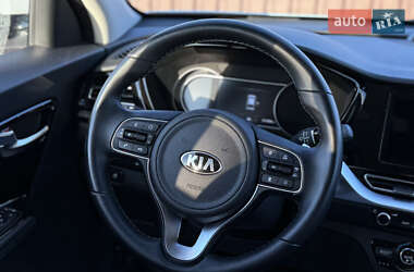 Внедорожник / Кроссовер Kia Niro 2021 в 