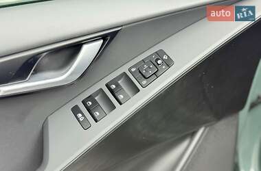 Внедорожник / Кроссовер Kia Niro 2023 в 