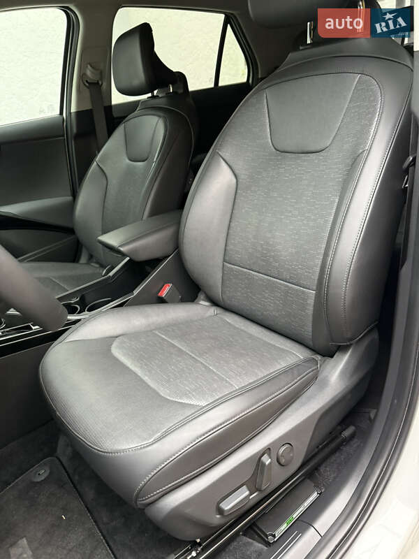 Позашляховик / Кросовер Kia Niro 2022 в Умані