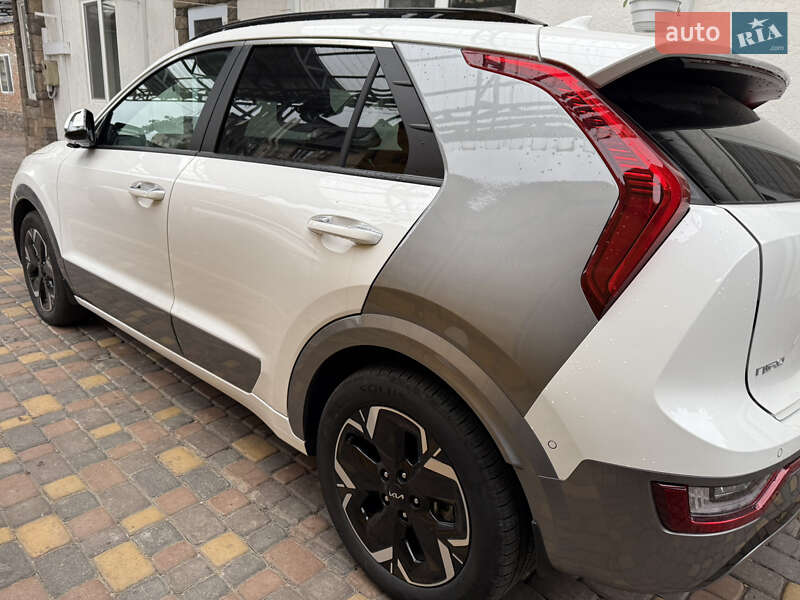 Позашляховик / Кросовер Kia Niro 2022 в Умані