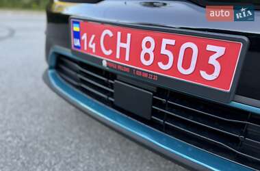 Внедорожник / Кроссовер Kia Niro 2022 в 