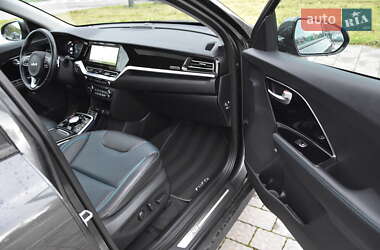 Внедорожник / Кроссовер Kia Niro 2021 в 