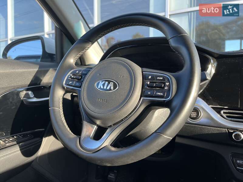 Внедорожник / Кроссовер Kia Niro 2021 в Днепре