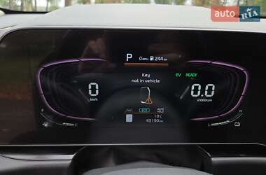 Внедорожник / Кроссовер Kia Niro 2022 в 