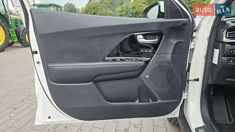 Внедорожник / Кроссовер Kia Niro 2020 в Радомышле фото 17 Внедорожник / Кроссовер Kia Niro 2020 в Радомышле