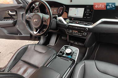 Позашляховик / Кросовер Kia Niro 2020 в 