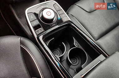 Позашляховик / Кросовер Kia Niro 2020 в 