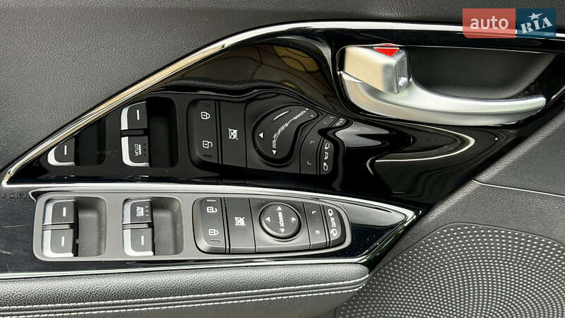 Внедорожник / Кроссовер Kia Niro 2020 в Самборе