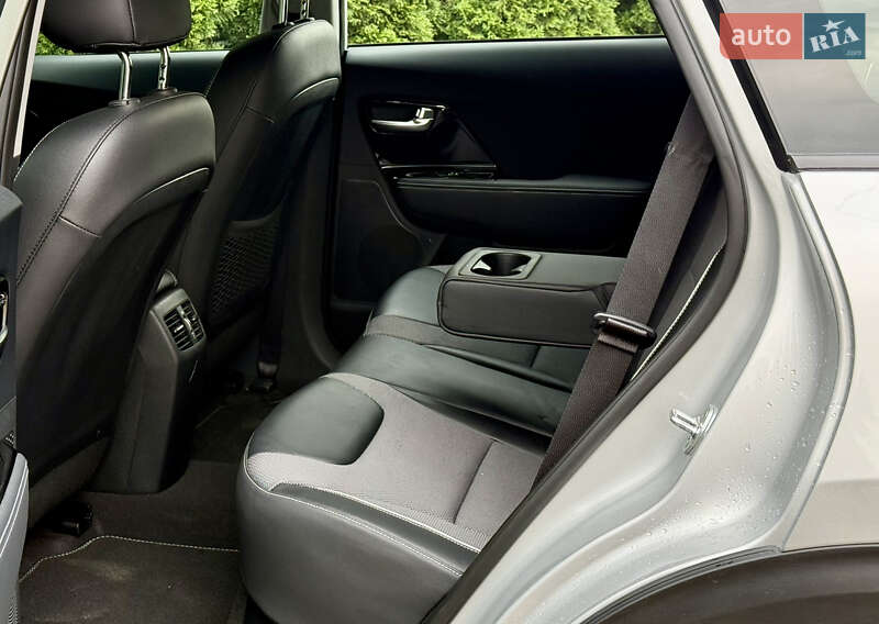 Внедорожник / Кроссовер Kia Niro 2020 в Самборе