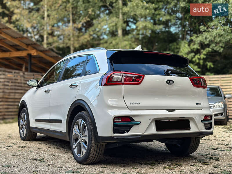 Позашляховик / Кросовер Kia Niro 2019 в Бродах фото 3 Позашляховик / Кросовер Kia Niro 2019 в Бродах