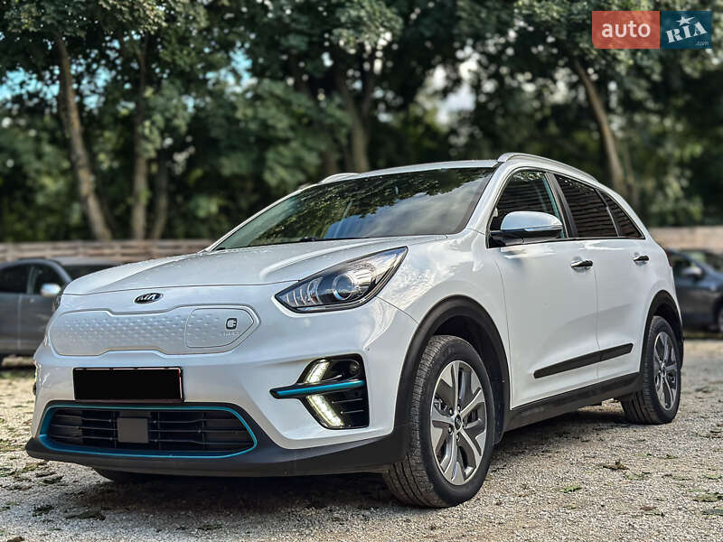 Позашляховик / Кросовер Kia Niro 2019 в Бродах фото 13 Позашляховик / Кросовер Kia Niro 2019 в Бродах