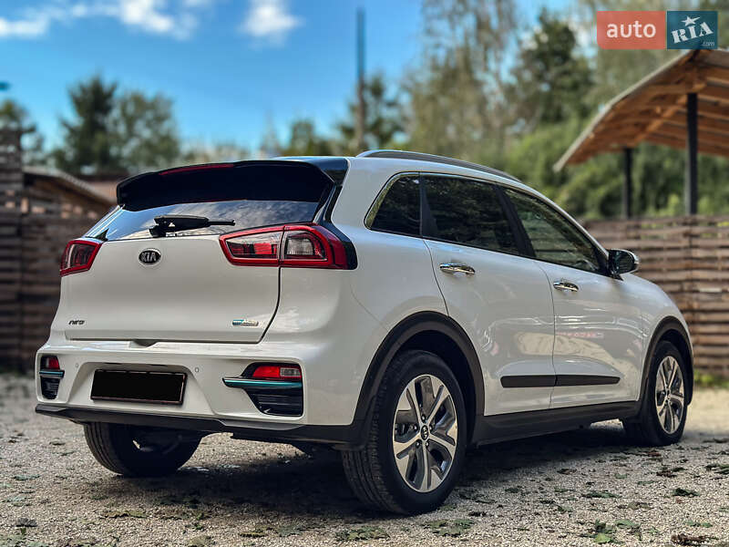 Позашляховик / Кросовер Kia Niro 2019 в Бродах фото 22 Позашляховик / Кросовер Kia Niro 2019 в Бродах
