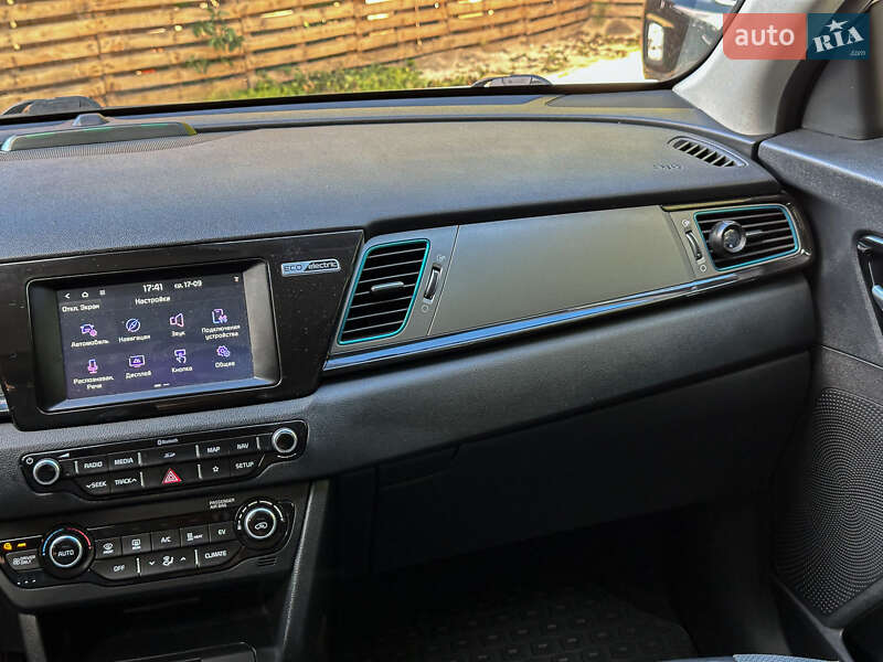 Позашляховик / Кросовер Kia Niro 2019 в Бродах фото 93 Позашляховик / Кросовер Kia Niro 2019 в Бродах